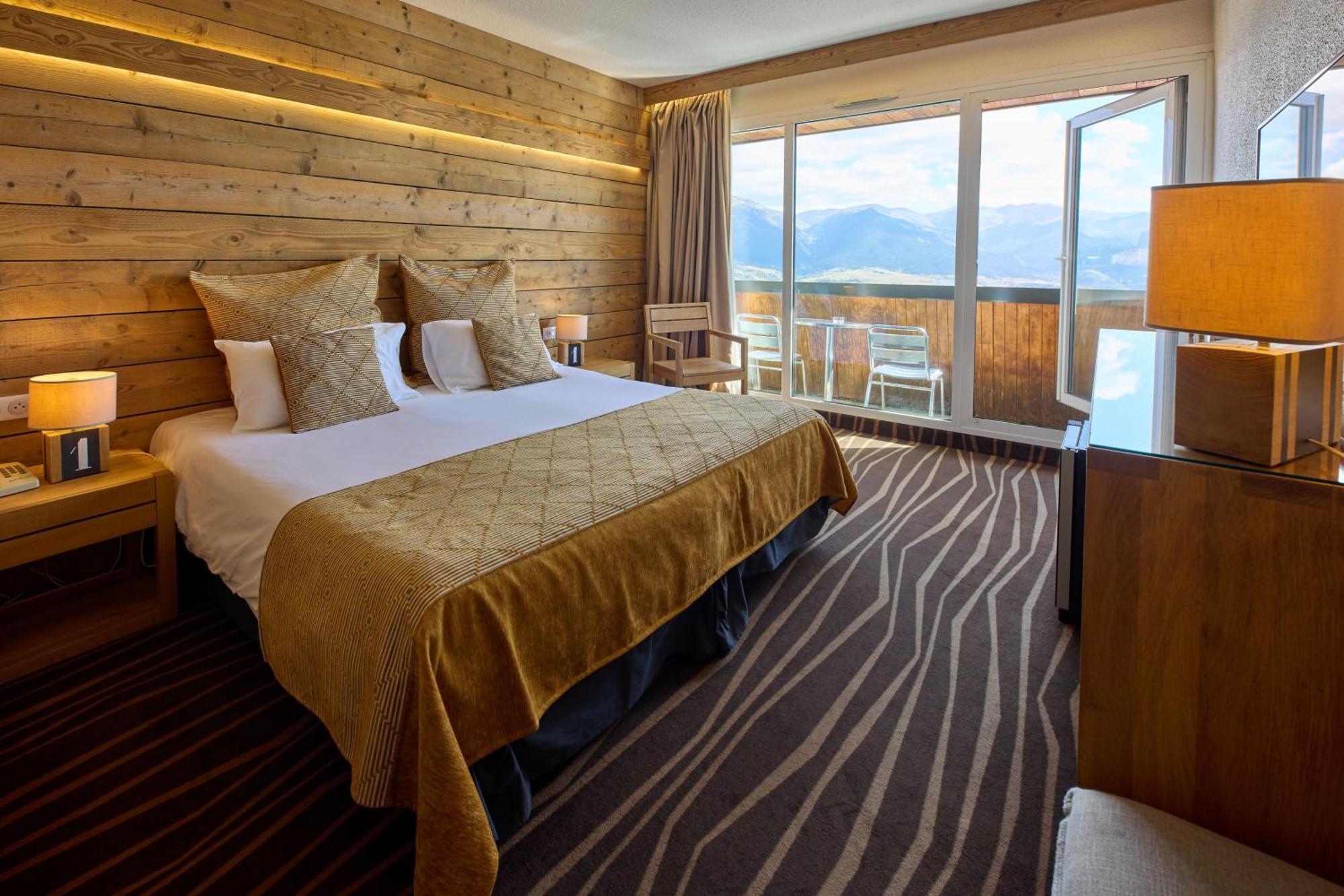 Hotel Le Grand Tetras Font-Romeu-Odeillo-Via Dış mekan fotoğraf