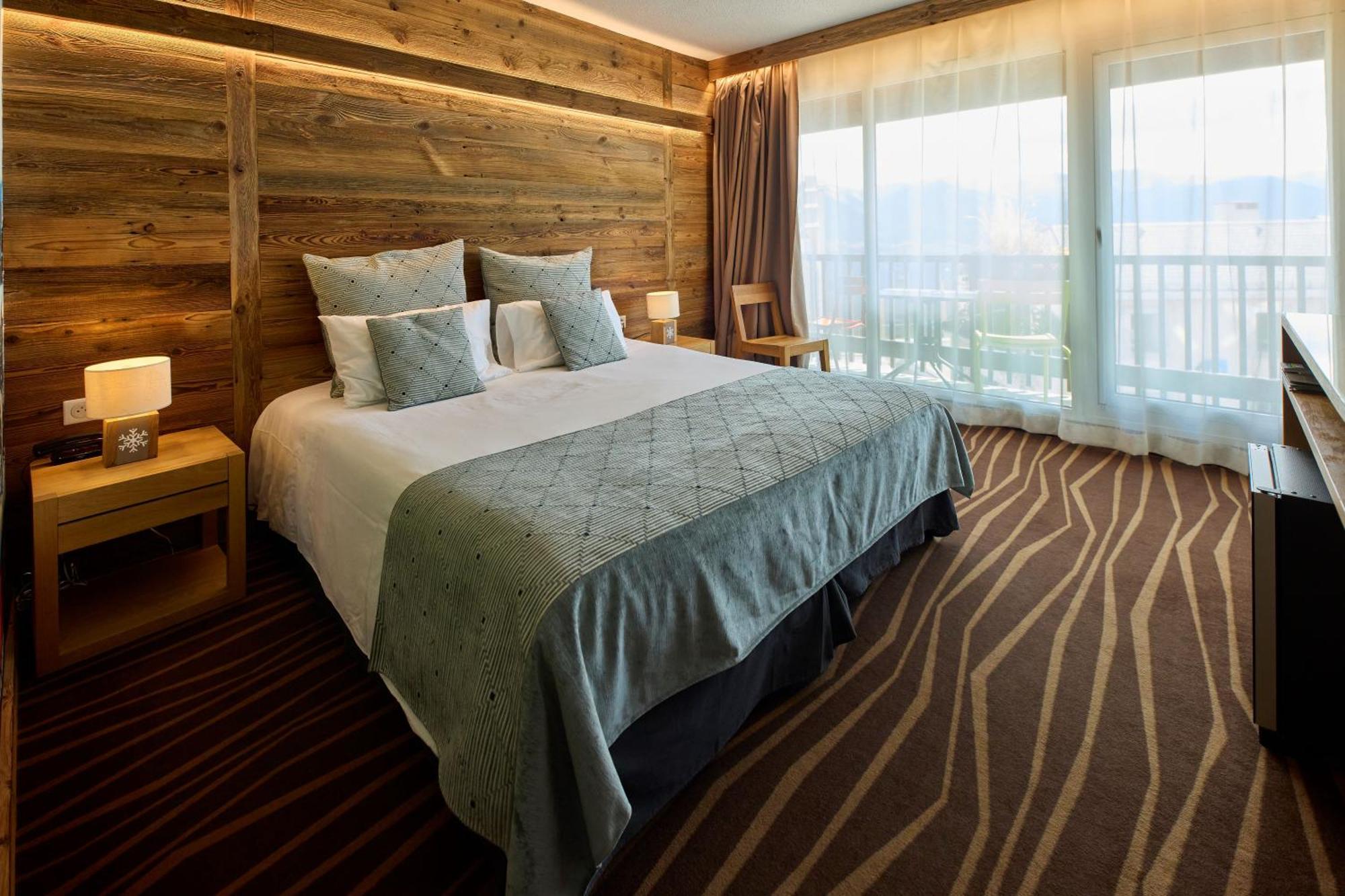 Hotel Le Grand Tetras Font-Romeu-Odeillo-Via Dış mekan fotoğraf