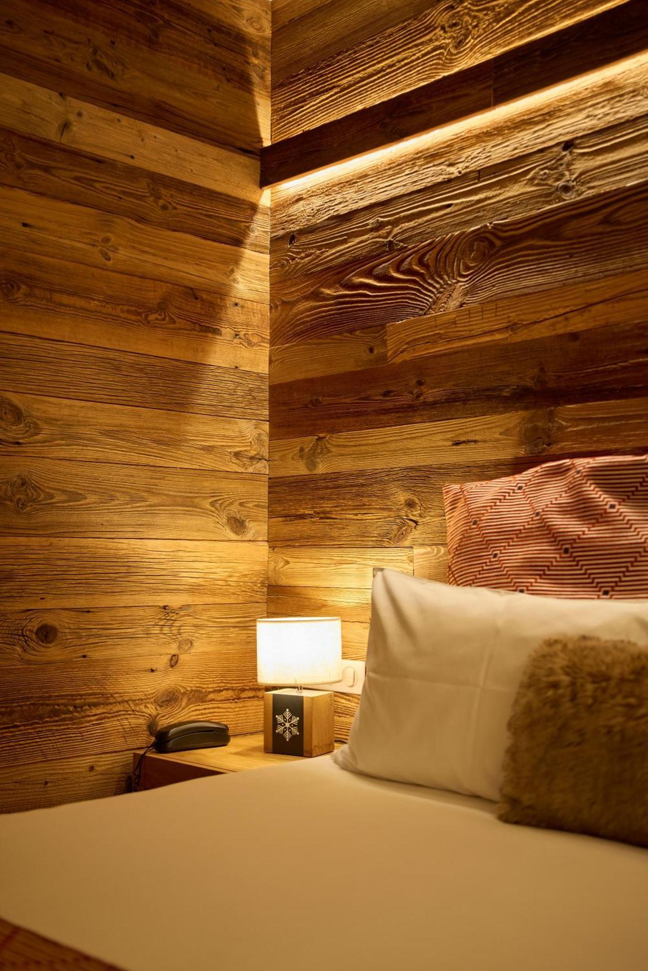 Hotel Le Grand Tetras Font-Romeu-Odeillo-Via Dış mekan fotoğraf