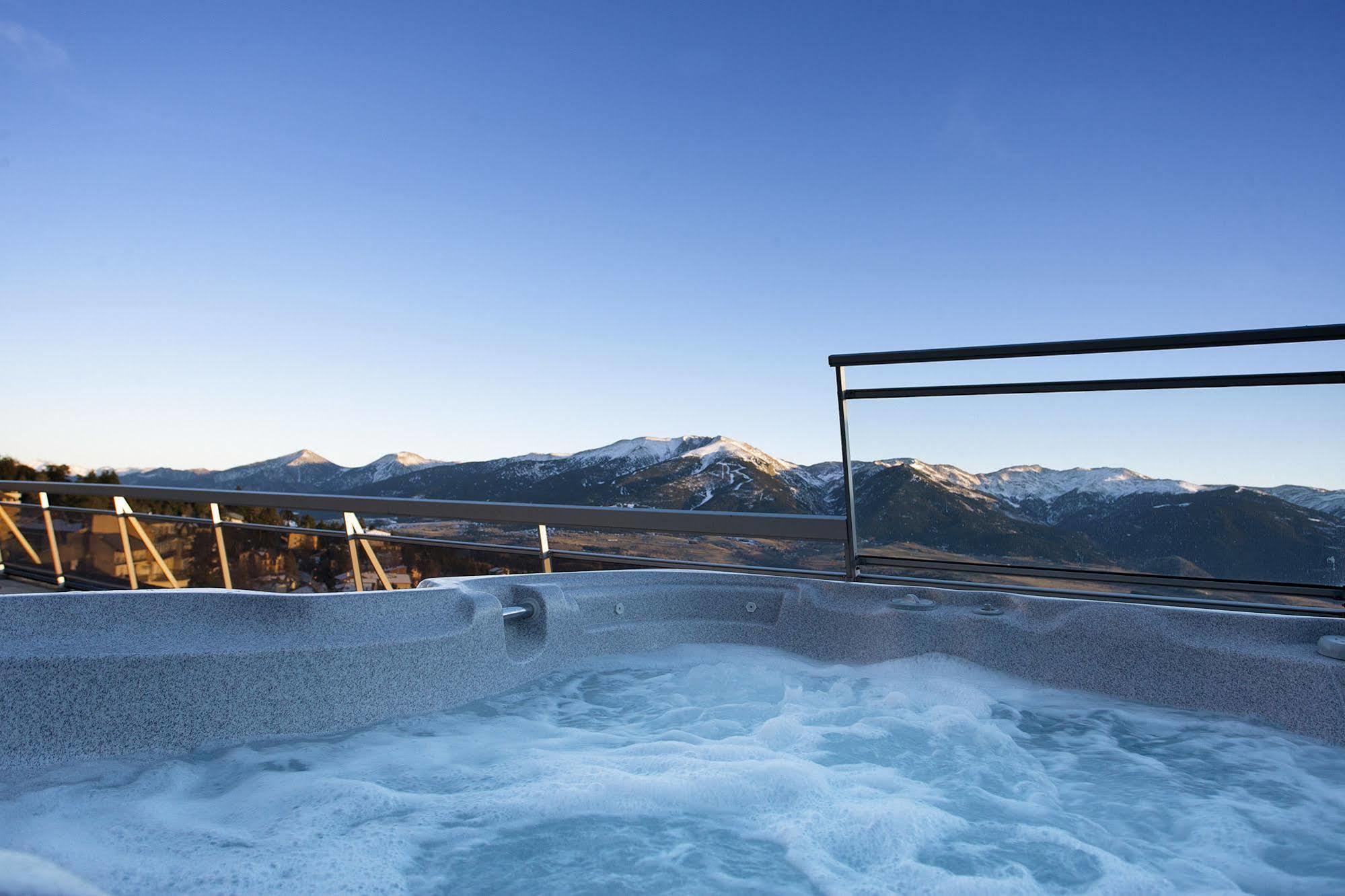 Hotel Le Grand Tetras Font-Romeu-Odeillo-Via Dış mekan fotoğraf